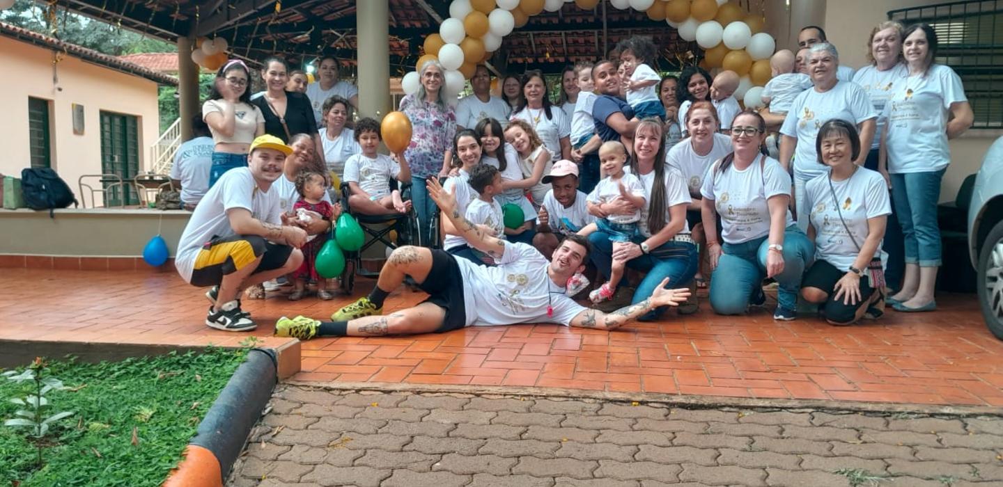 Photo of childhood cancer volunteers